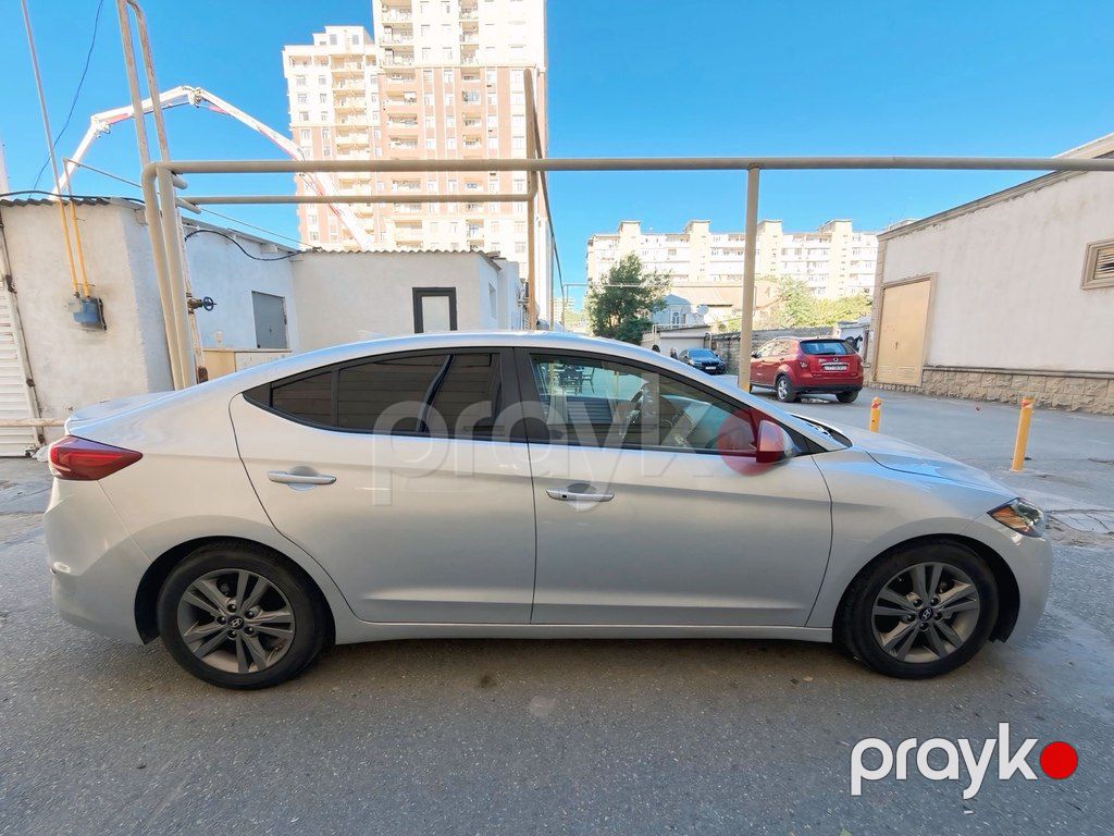 Hyundai Elantra, 2.0 L, 2018 il, 299 340 km — Avtomobillər, Bakı (3)