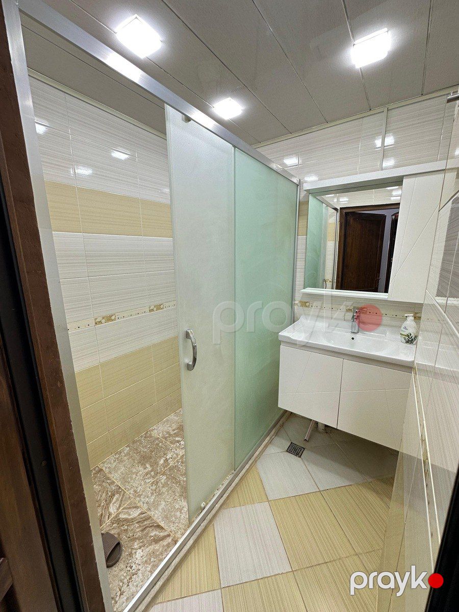 Satılır 2 otaqlı köhnə tikili 62 m² — Mənzil, Bakı (12)