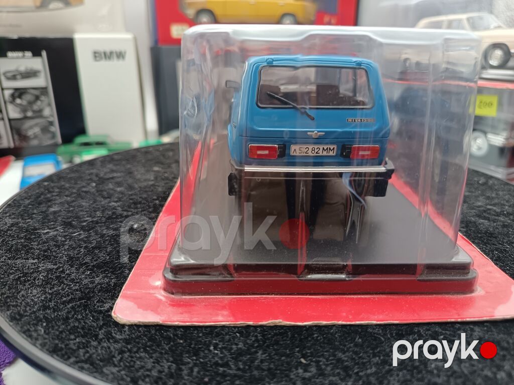 Kolleksionerlər üçün xüsusi təklif VAZ-21211 1:24 Hachette — Modellar, Masazır (3)