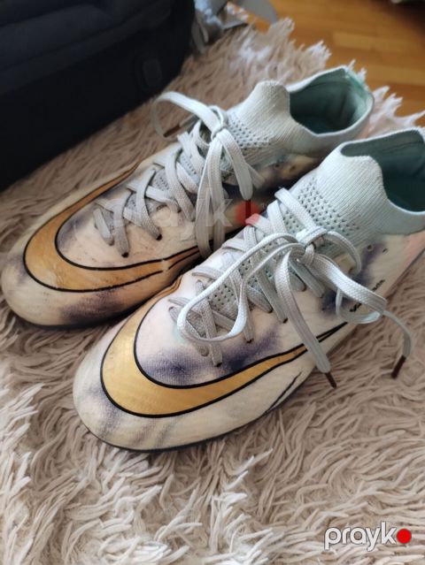 Nike Mercurial buxovlu futbol butsaları - Model: Nike Mercurial — Bakı