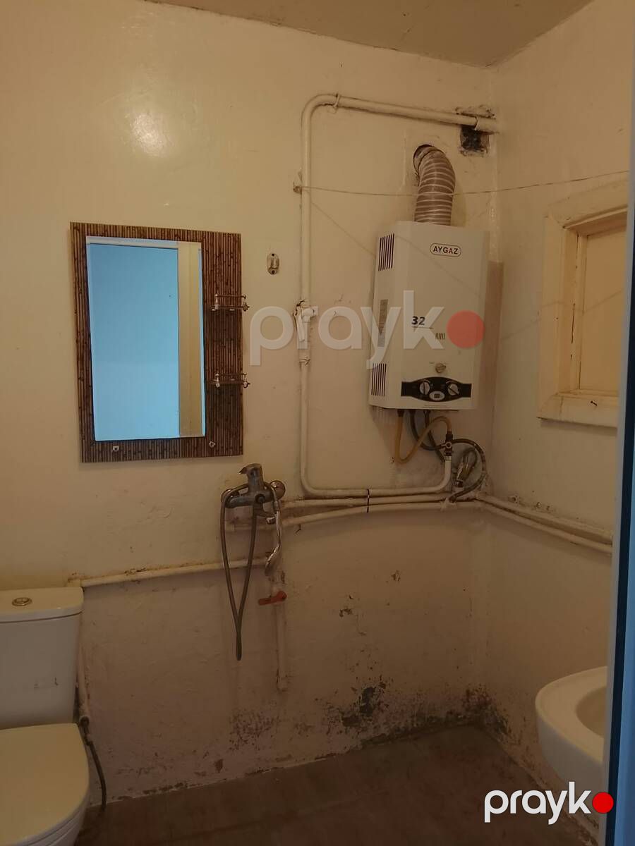 Satılır 1 otaqlı köhnə tikili 38 m² — Mənzil, Bakı (7)