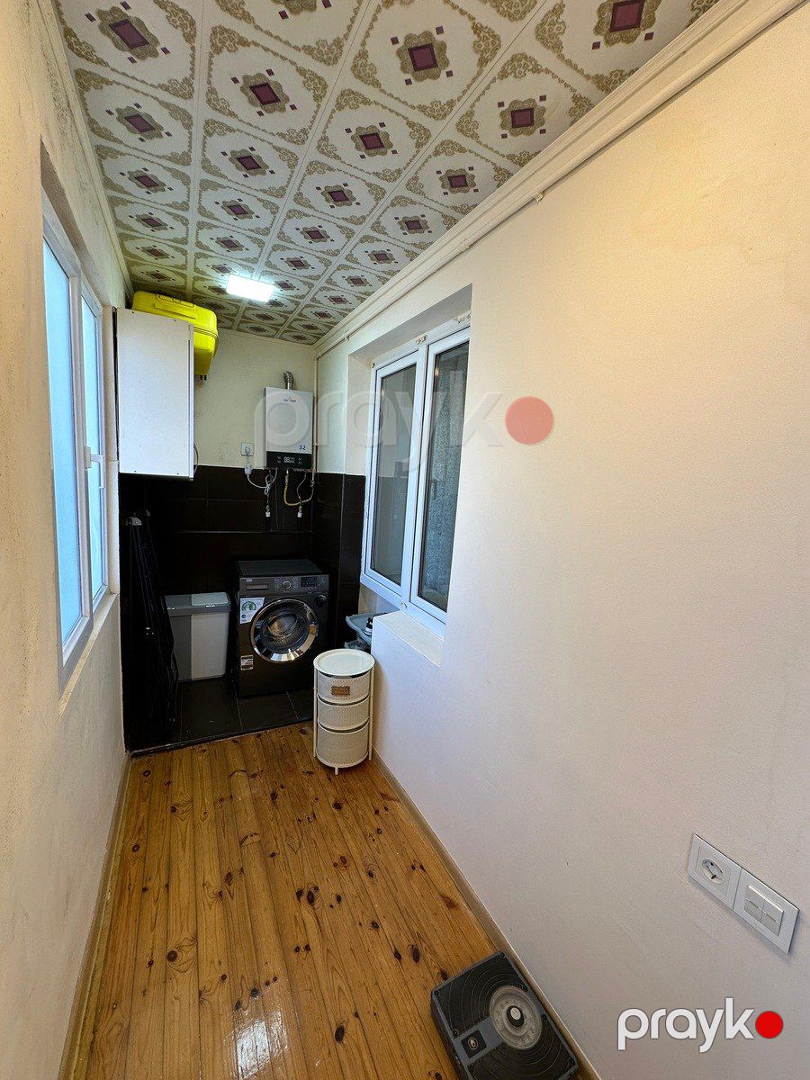 Satılır 2 otaqlı köhnə tikili 62 m² — Mənzil, Bakı (9)