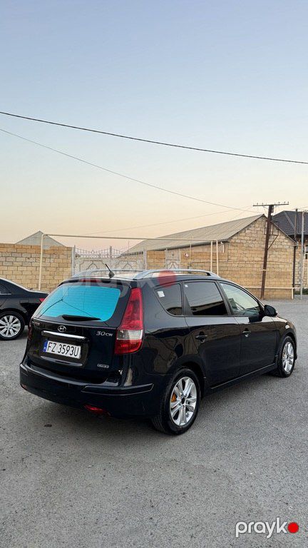 Hyundai i30, 1.6 L, 2011 il, 283 400 km — Avtomobillər, Bakı (8)