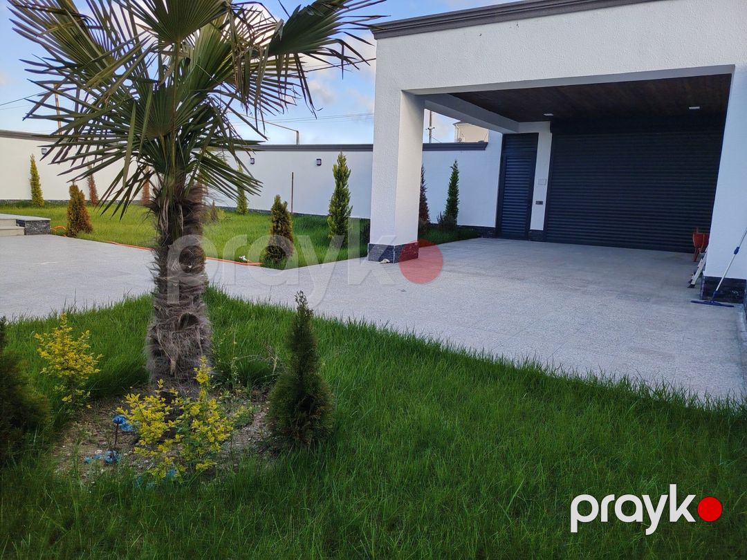 Satılır 4 otaqlı həyət evi/bağ evi 200 m² — Ev, villa, Bakı (8)