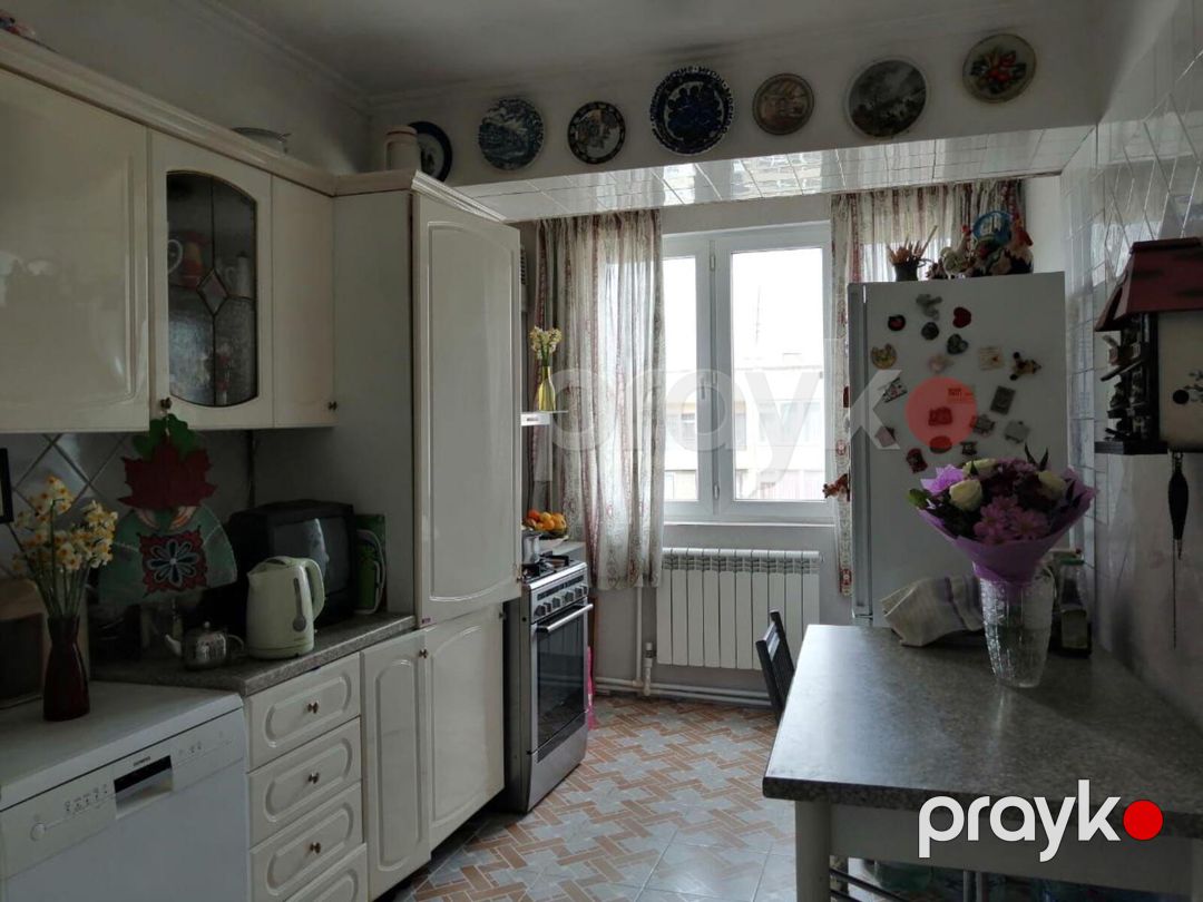 Satılır 3 otaqlı köhnə tikili 90 m² — Mənzil, Bakı (9)