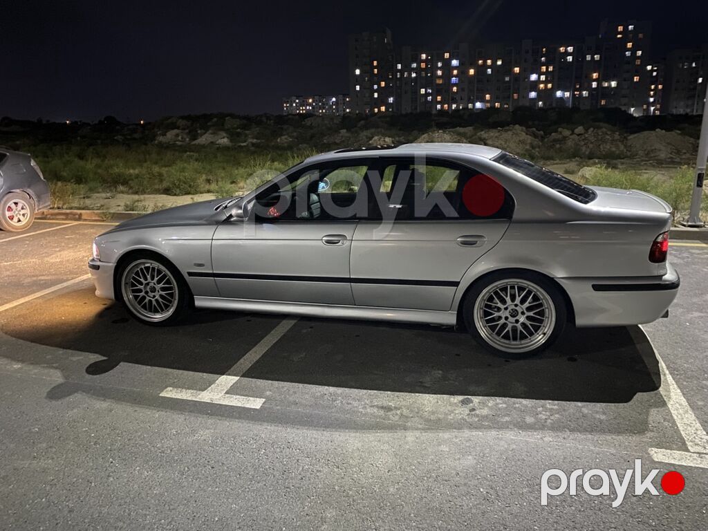 BMW 5 Series E39 sedan – gümüşü rəngli, 4 qapılı. Yaxşı vəziyyətdədir 09-CA-915 — Avtomobillər, Bakı (7)