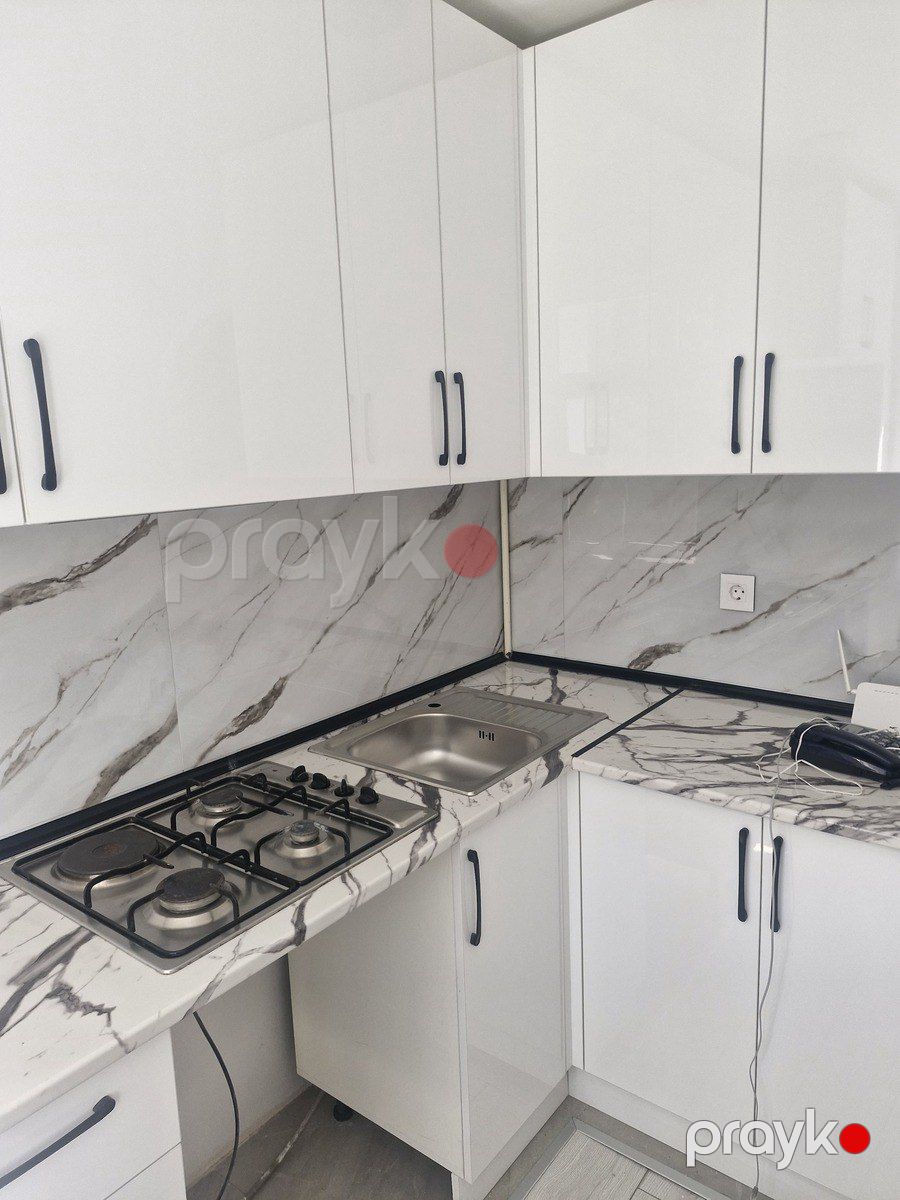 Satılır 2 otaqlı köhnə tikili 50 m² — Mənzil, Bakı (10)