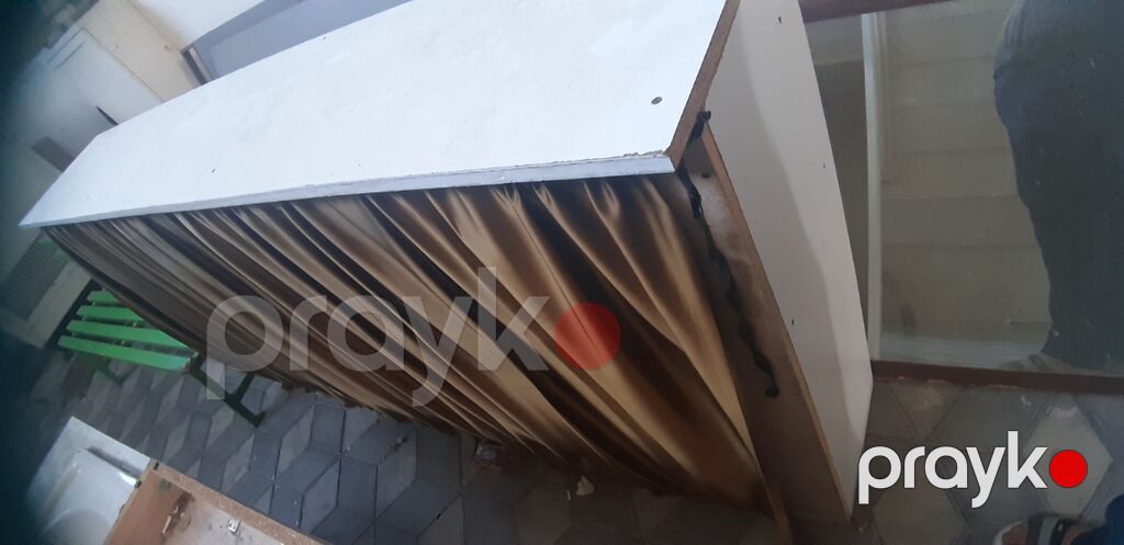 Ağ rəngli vitrin/recepsion masası - Material: laminat/LDSP taxta — Ofis mebeli, Bakı (4)
