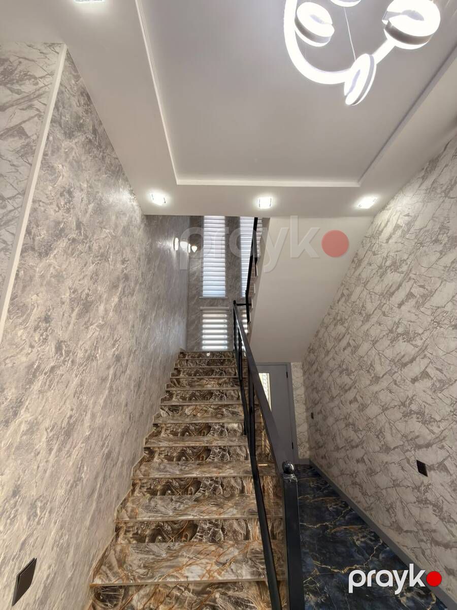 Satılır 4 otaqlı həyət evi/bağ evi 220 m² — Ev, villa, Bakı (12)