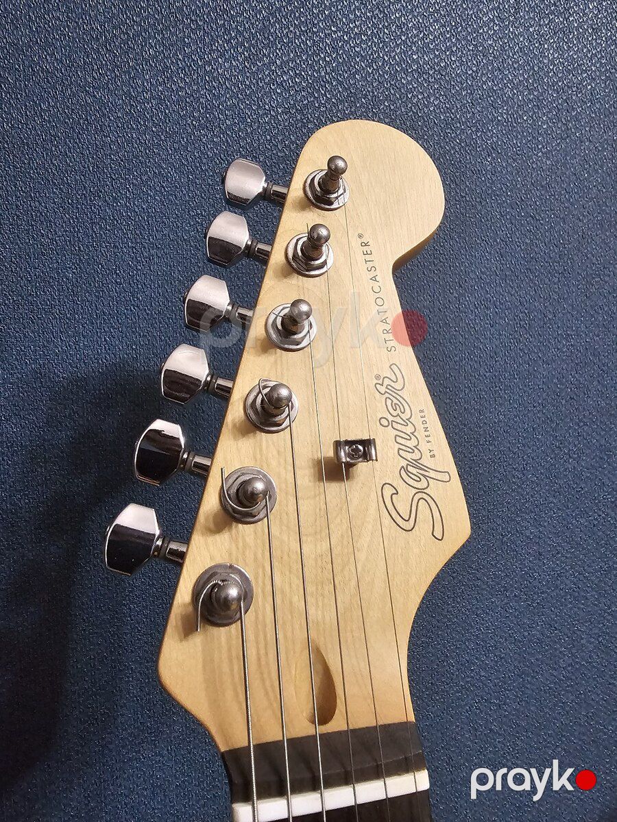 Elektro gitara Fender Squier — Musiqiə alətləri, Bakı (5)