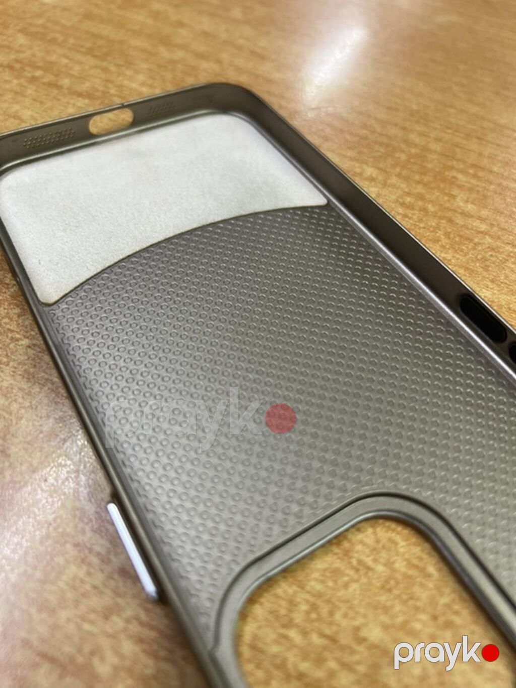 Aksesuarlı telefon örtüyü 16 pro max ucundu.Satilanda elan silinecek — Digər, Bakı (6)