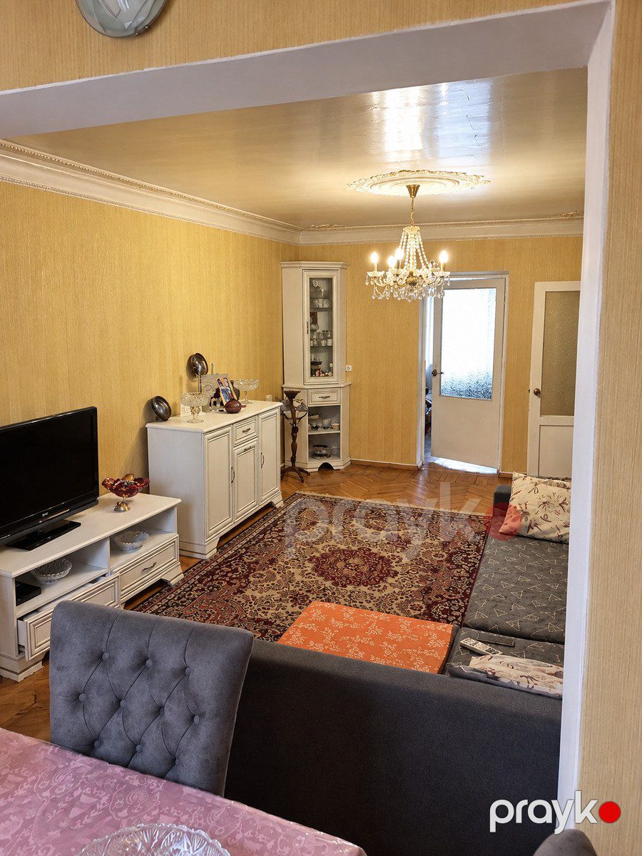 Satılır 3 otaqlı köhnə tikili 75 m² — Mənzil, Bakı (2)