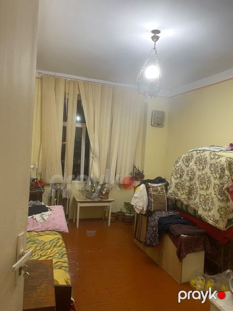 Satılır 2 otaqlı köhnə tikili 35 m² — Bakı