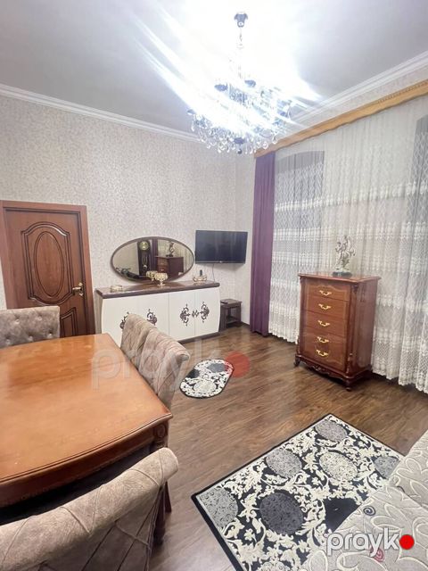 İcarəyə verilir 2 otaqlı köhnə tikili 55 m² — Bakı