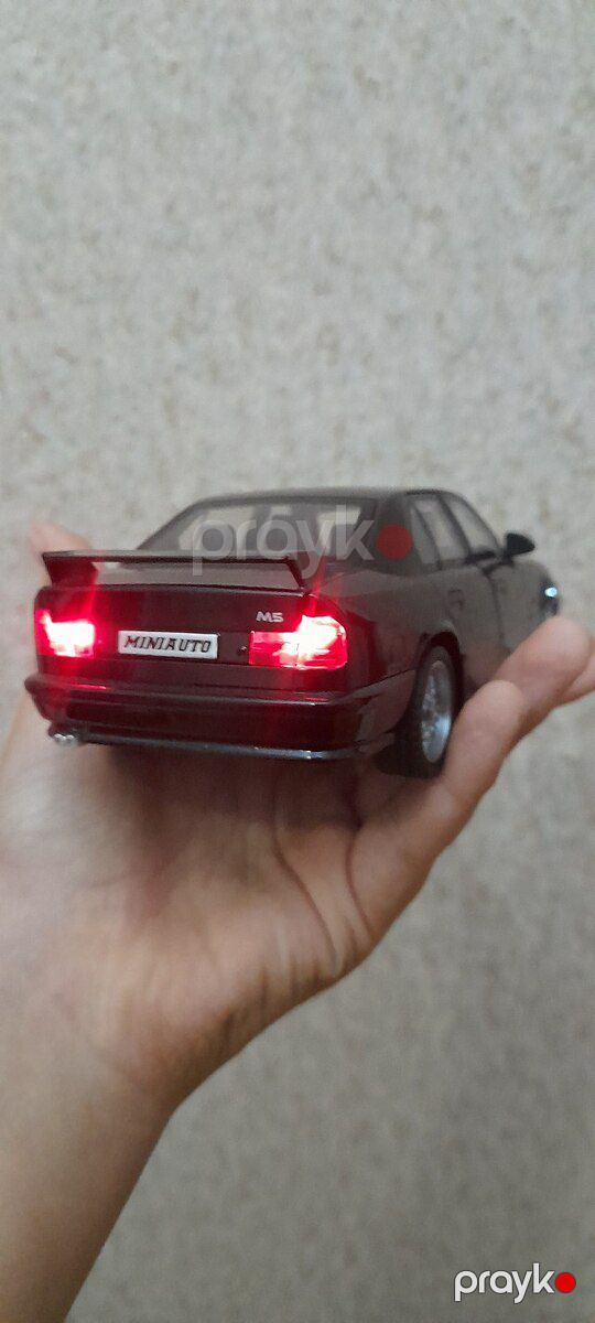 BMW M5 (E34) 1:24 modeli — Kolleksiyalar, Bakı (2)