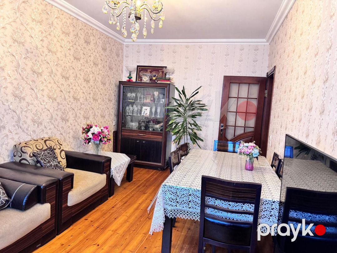 Satılır 4 otaqlı köhnə tikili 100 m² — Mənzil, Bakı (3)