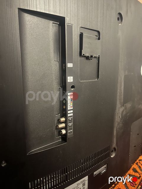 Salam. Samsung tv ekranın bir hissəsində sınıq var — Digah