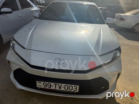 Toyota Camry, 2.5 L, 1.6 kWh, 2024 il, 65 000 km — Bakı