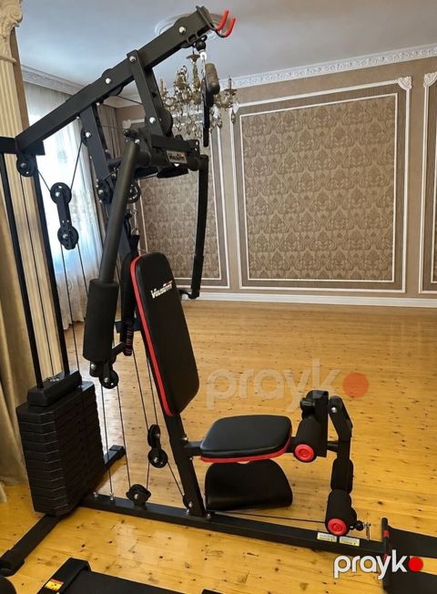Çoxfunksiyalı ev fitnes trenajoru - Tam bədən məşqləri üçün universal — Digah