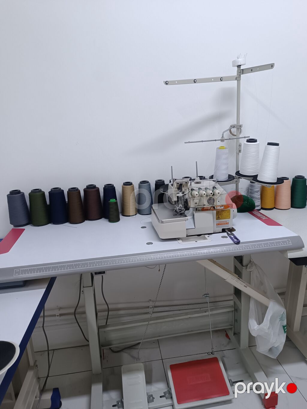 Yamata FY757D overlok tikiş maşını - 3/4 iplikli overlok sistemi — Tikiş və işəmə maşınları, Bakı (2)