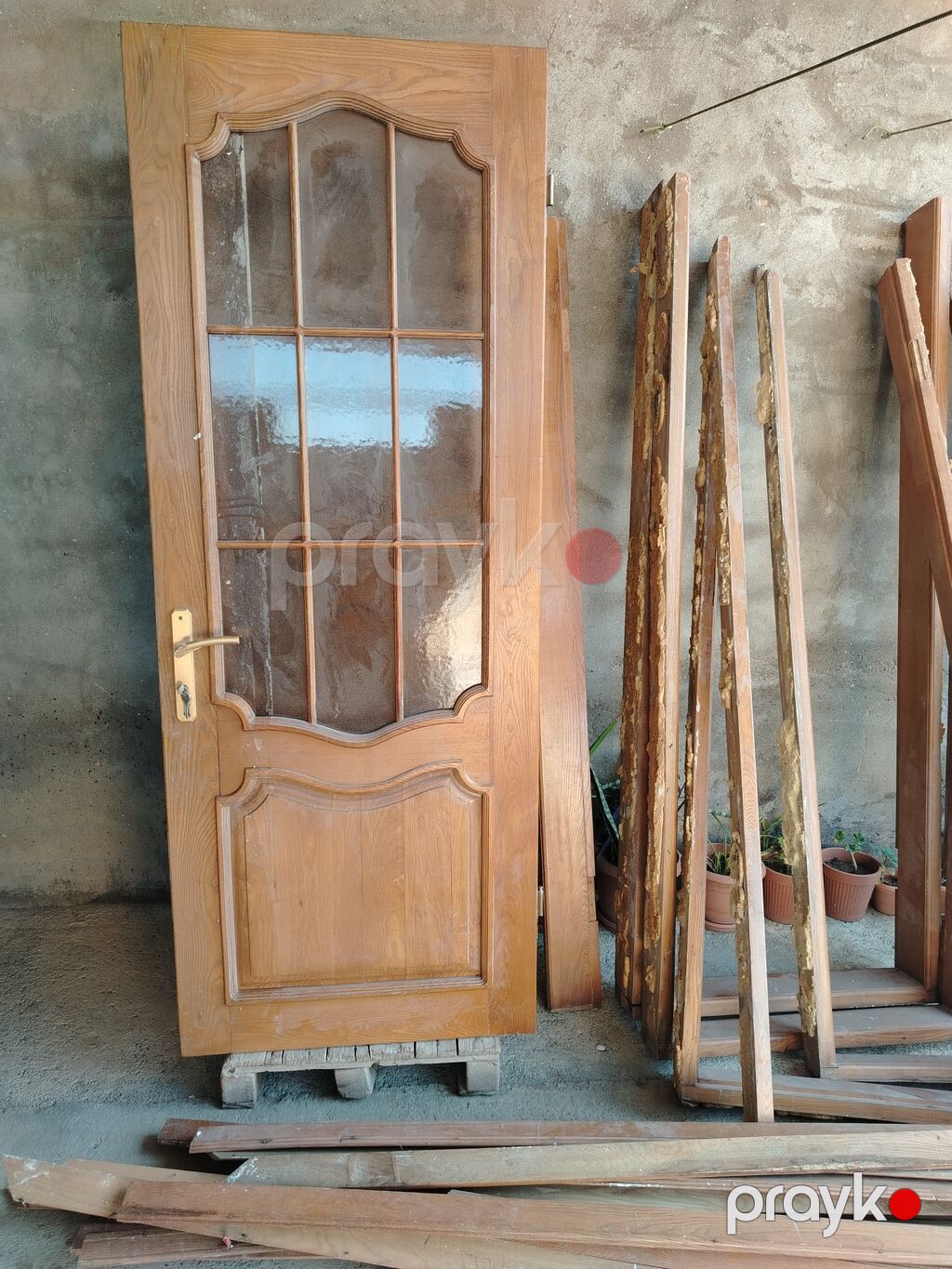 Şüşəli taxta otaq qapısı və qapı üzlükləri (kassalar, plintuslar)təmiz — Pəncərələr, qapılar, balkonlar, Qobu (3)