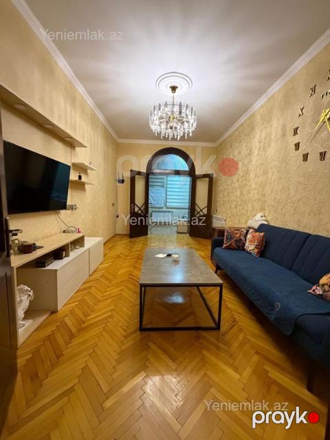 Satılır 2 otaqlı Bina evi menzil (Köhnə tikili), 75 m², 2-ci məhəllə — Sumqayıt