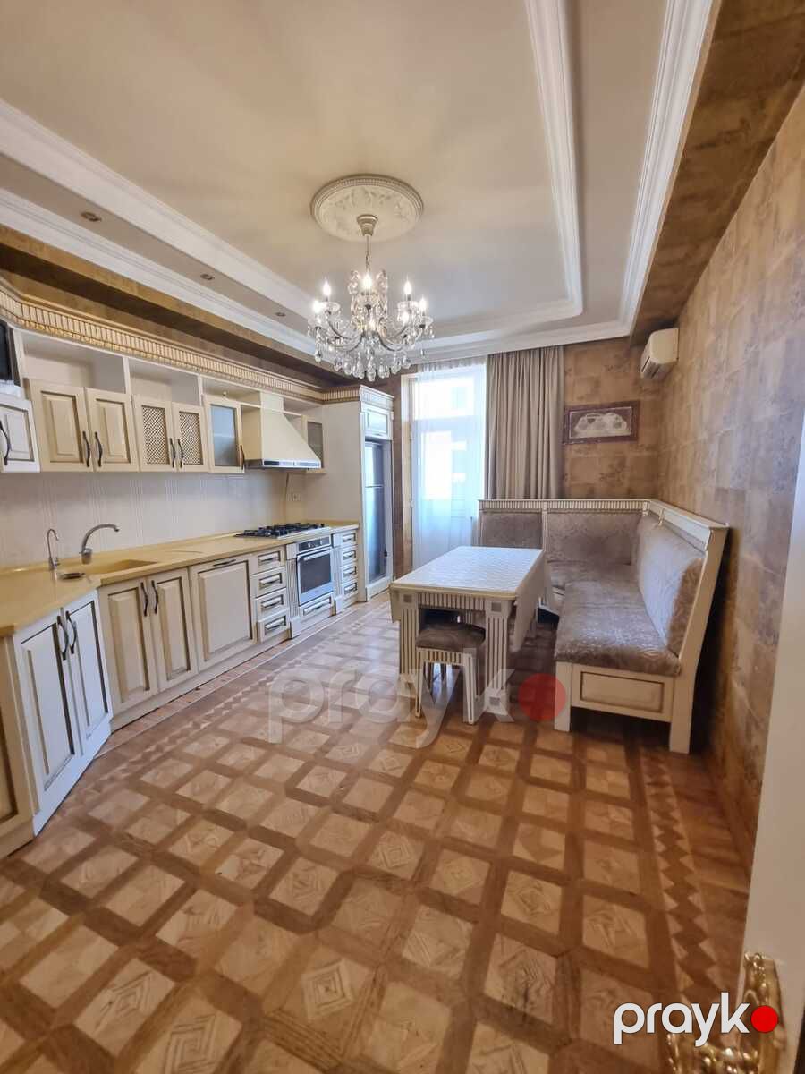 Satılır 4 otaqlı yeni tikili 193 m² — Mənzil, Bakı (6)
