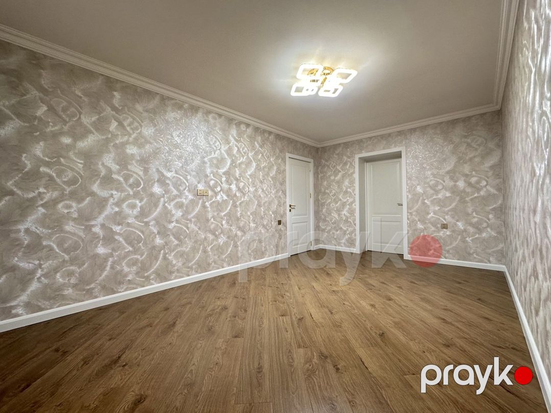 Satılır 2 otaqlı köhnə tikili 55 m² — Mənzil, Bakı (12)