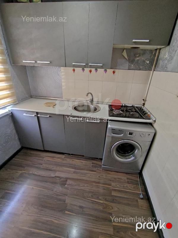 Satılır 2 otaqlı Bina evi menzil (Köhnə tikili), 45 m², 4-cü mikrorayon — Mənzil, Sumqayıt (10)
