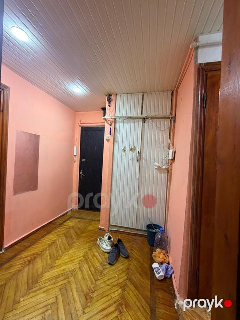 İcarəyə verilir 3 otaqlı köhnə tikili 80 m² — Bakı