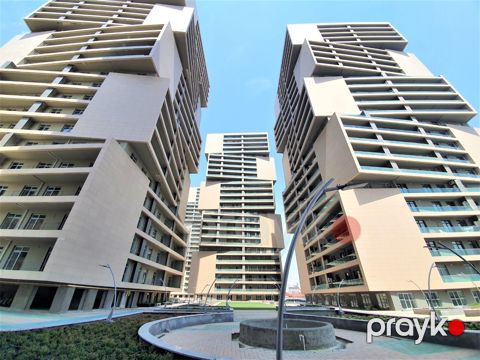 Satılır 2 otaqlı yeni tikili 65 m² — Bakı