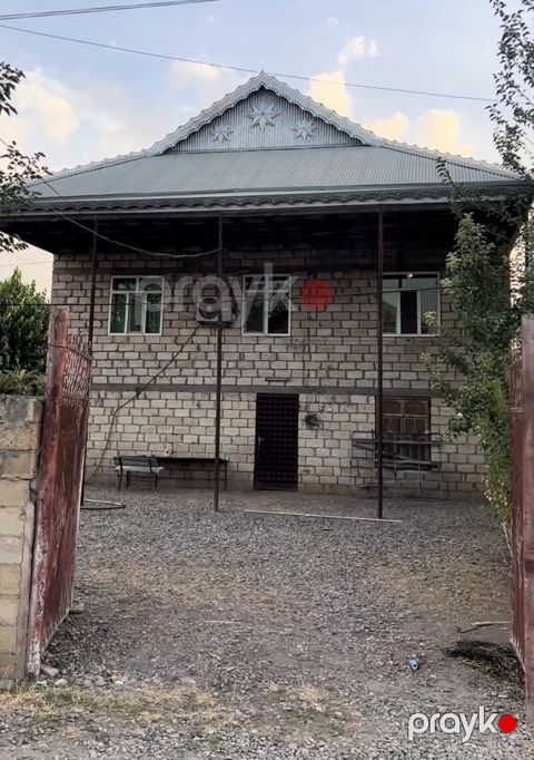 Satılır 10 otaqlı həyət evi/bağ evi 130 m² — Beyləqan