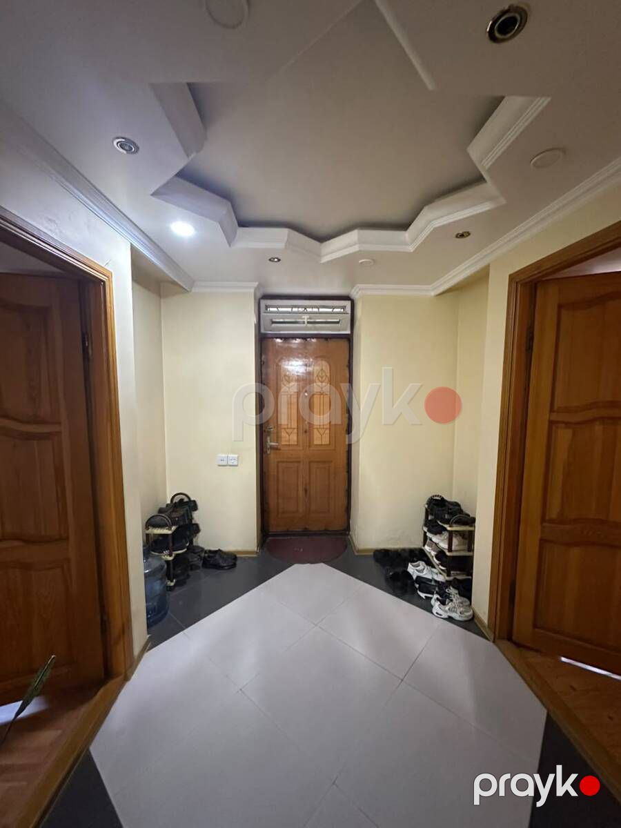 Satılır 6 otaqlı köhnə tikili 150 m² — Mənzil, Bakı (10)