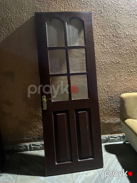 Şüşəli taxta qapı 4 ədəddir çərçivələri ilə birlikdə satılır — Mehdiabad