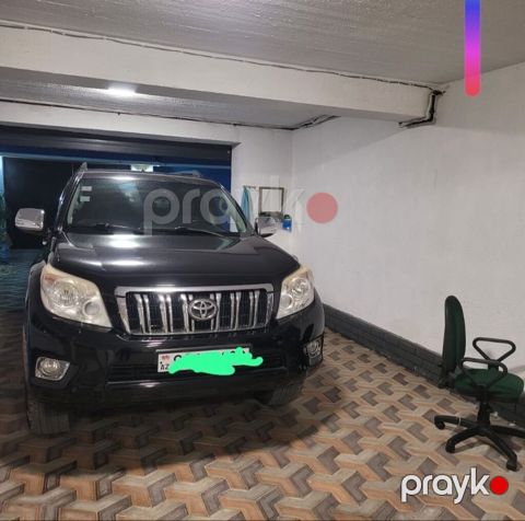 Toyota Land Cruiser Prado: 2.7 l 2010 il Ofrouder/SUV — Bakı