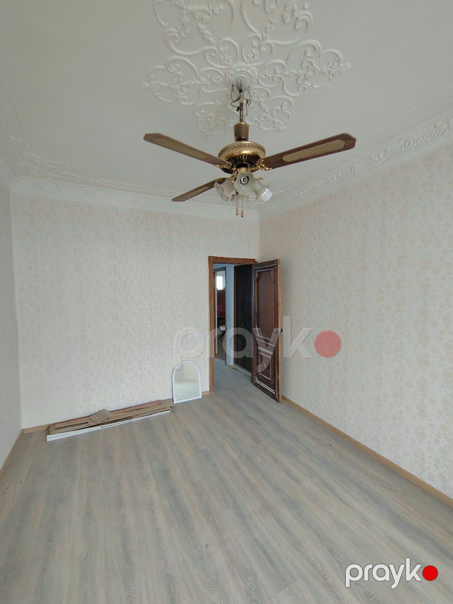 Satılır 2 otaqlı köhnə tikili 65 m² — Mənzil, Bakı (4)