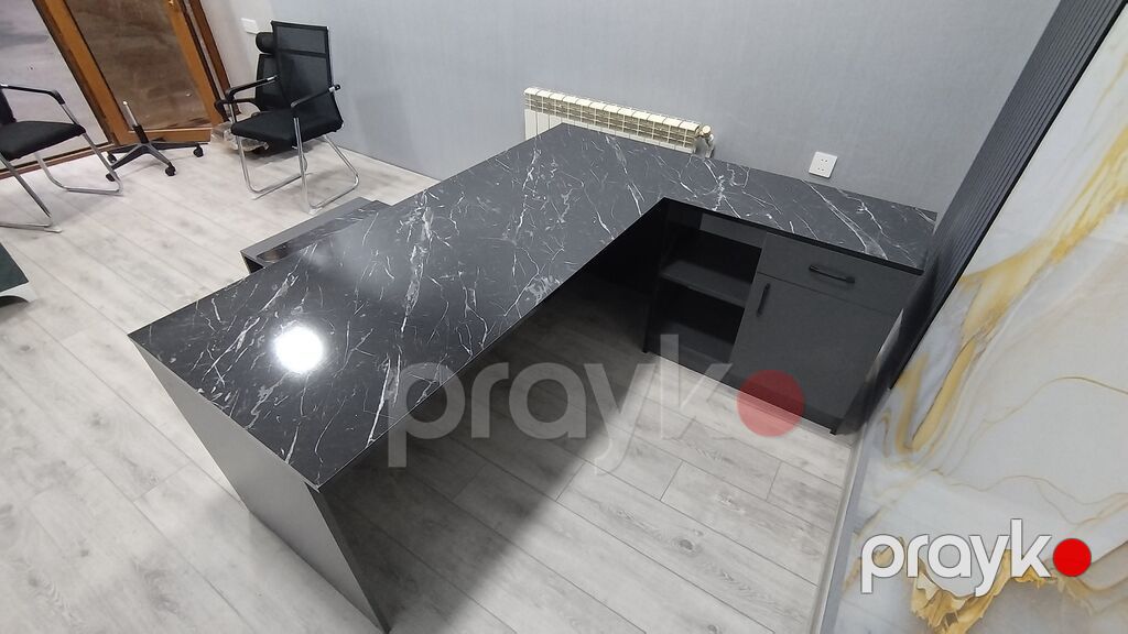 Stokda: 4 ədəd var Yenidir qiymət real öz qiymətidir — Ofis mebeli, Bakı (2)