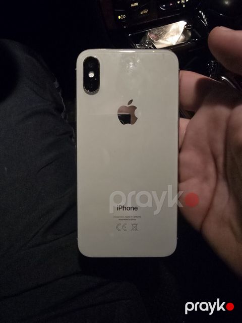 Apple iPhone X Silver 64GB/3GB — Bakı