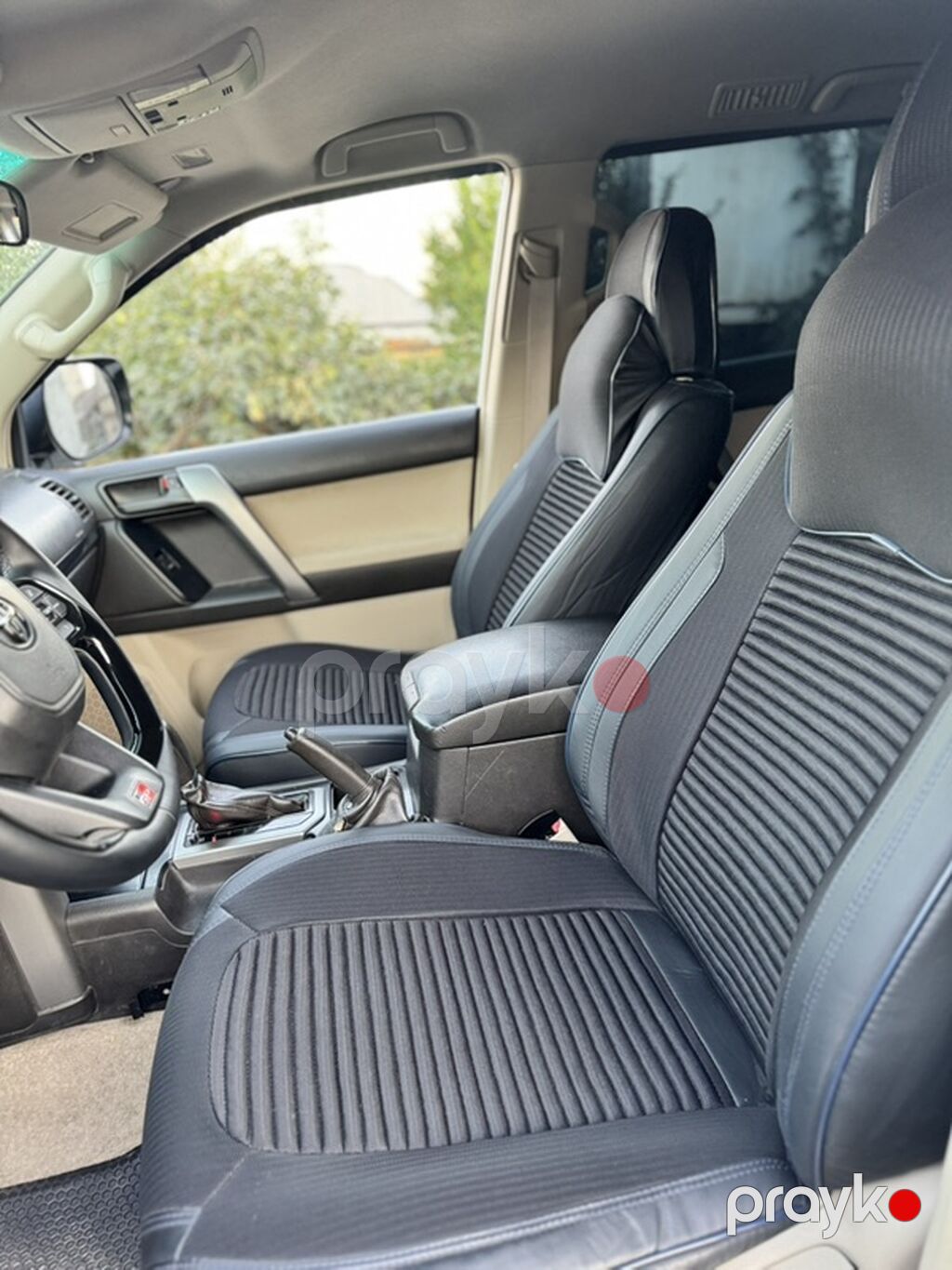 Toyota Land Cruiser Prado – ağ rəngli, 5 qapılı SUV. Xüsusiyyətlər — Avtomobillər, Gəncə (10)