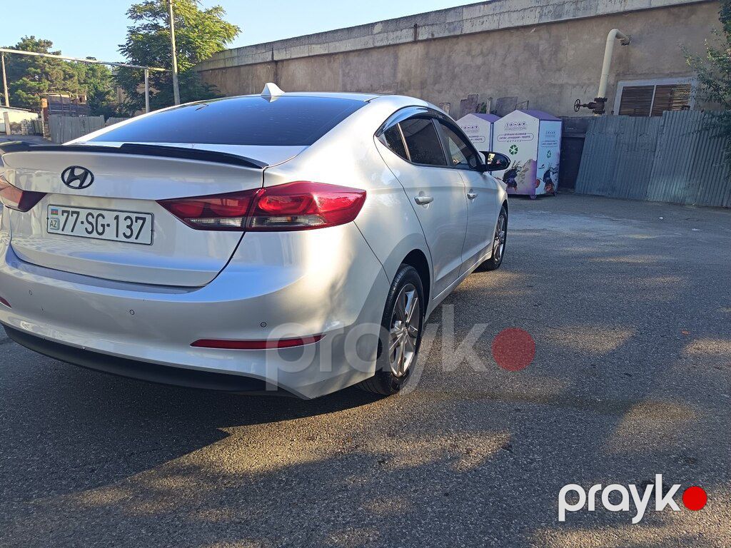 Hyundai Avante, 1.6 L, 2016 il, 150 000 km — Avtomobillər, Bakı (4)