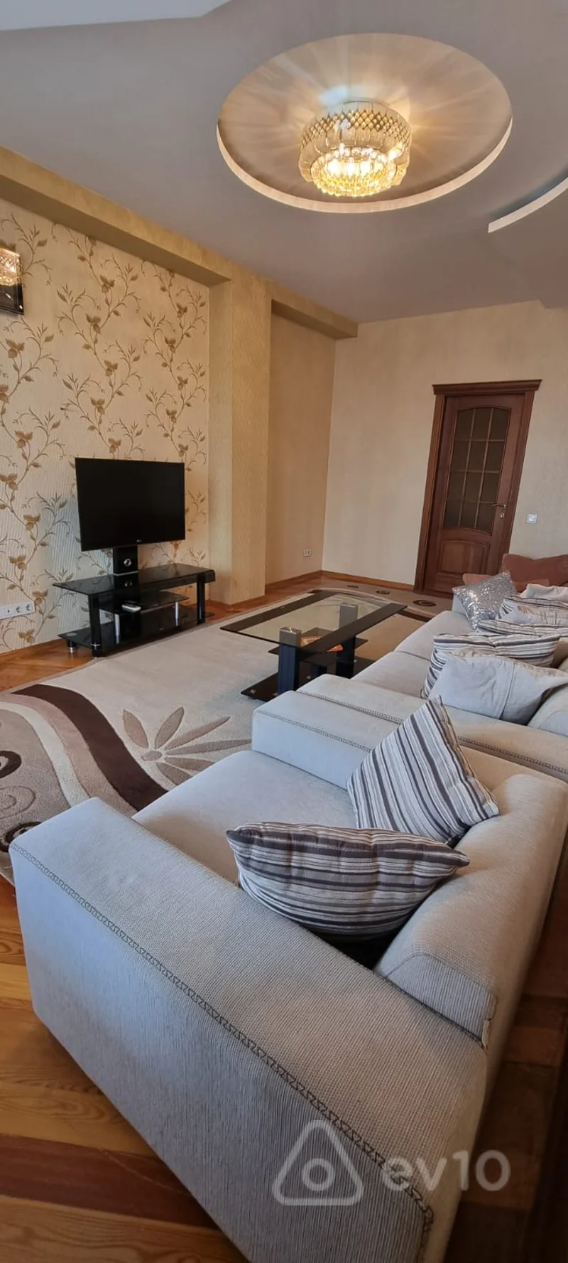 2 otaqlı mənzil, 70 m², Nərimanov metro — kirayə — Bakı