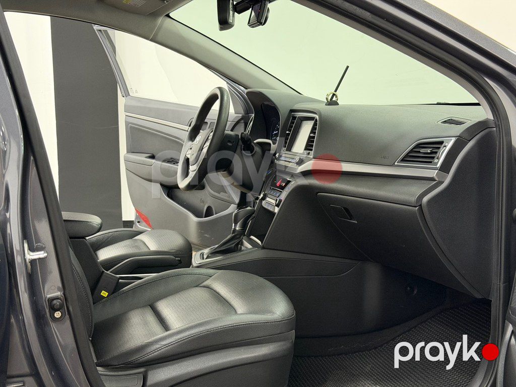Hyundai Avante, 1.6 L, 2017 il, 183 000 km — Avtomobillər, Bakı (8)