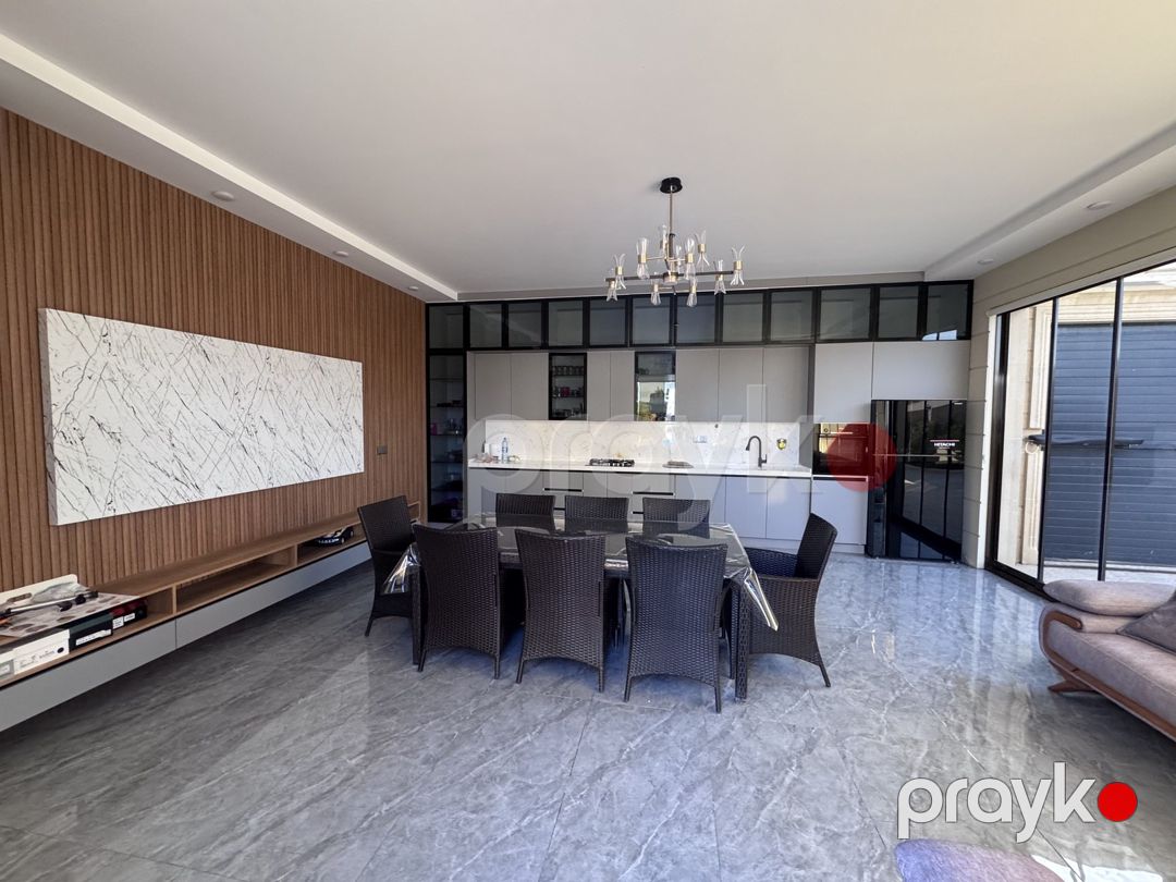 Satılır 4 otaqlı həyət evi/bağ evi 250 m² — Ev, villa, Bakı (8)