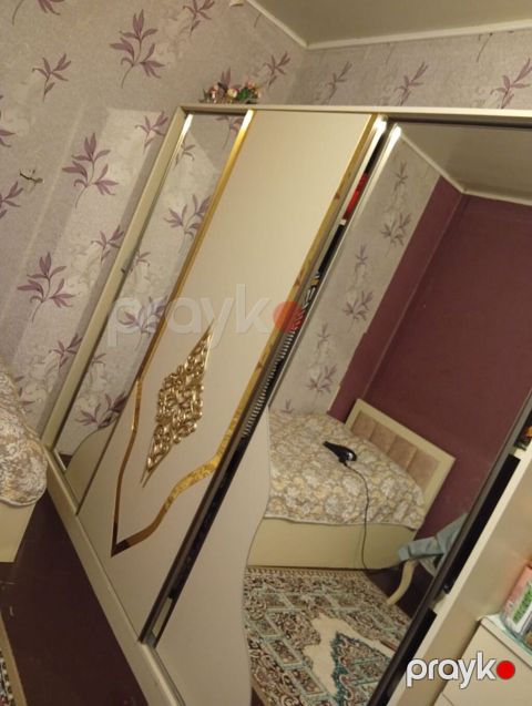 Dolab satilir. Qiymeti 200 manat. Unvan Bulbule. Aygul — Mehdiabad
