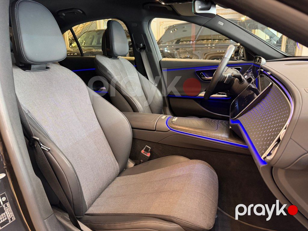 Mercedes E 300 de 4MATIC, 2.0 L, 25.4 kWh, 2024 il, 44 000 km — Avtomobillər, Bakı (12)