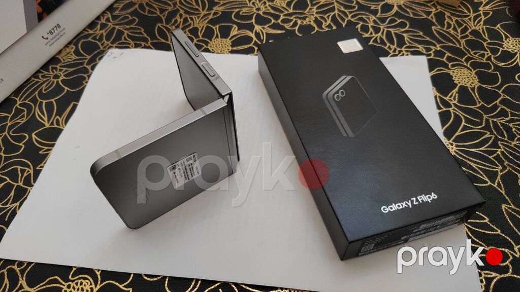 Samsung Galaxy Z Flip 6, 256 GB, rəng - Boz, Sənədlərlə — Samsung, Bakı (3)