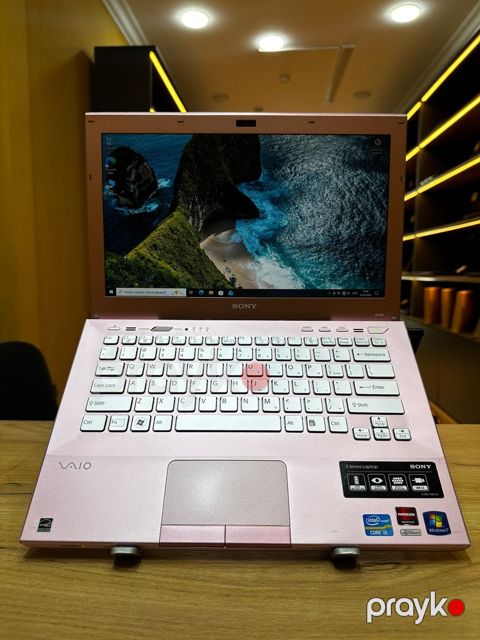 Noutbuk Sony i5 — Bakı