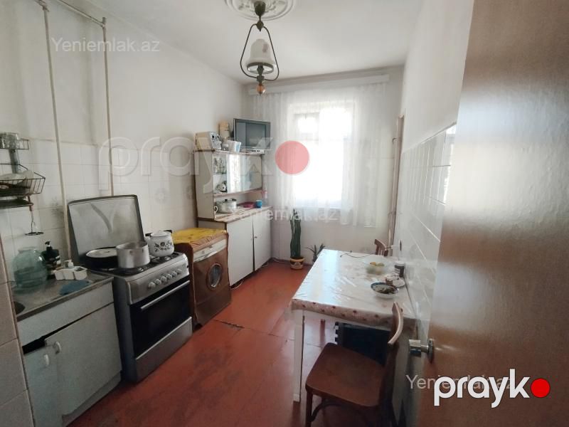 Satılır 3 otaqlı Bina evi menzil (Köhnə tikili), 70 m², 6-cı mikrorayon — Mənzil, Sumqayıt (10)