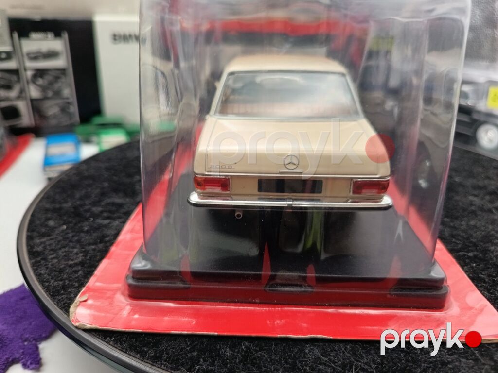 Kolleksionerlər üçün xüsusi təklif Mercedes-Benz W114| 1:24 — Modellar, Masazır (6)