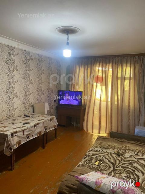Satılır 1 otaqlı Bina evi menzil (Köhnə tikili), 32 m², 8-ci mikrorayon — Sumqayıt